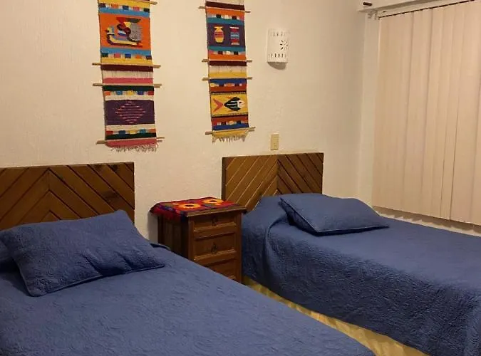 Departamento Frente Al Mar Con Dos Recámaras Y Seguridad 24 H A Dos Cuadras De La Quinta Avenida Appartamento *