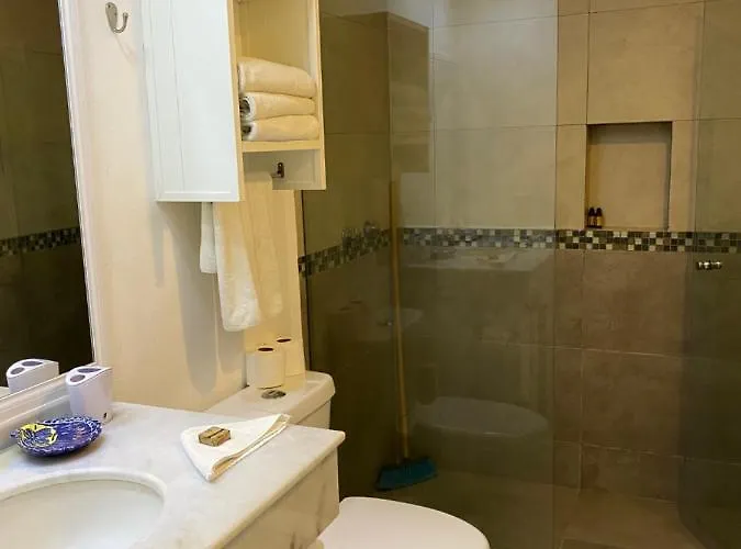 Departamento Frente Al Mar Con Dos Recámaras Y Seguridad 24 H A Dos Cuadras De La Quinta Avenida * Playa del Carmen